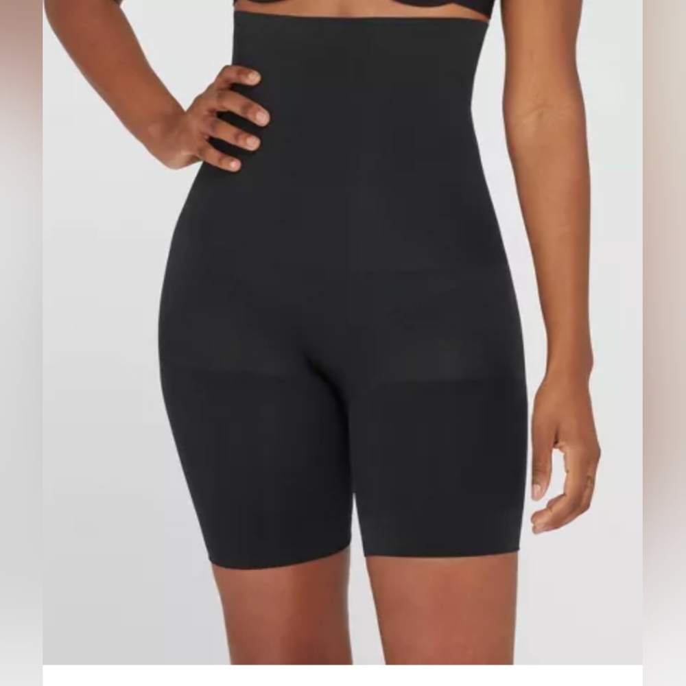 NWT Assets by Spanx High-Waist Mid Thigh Shaper